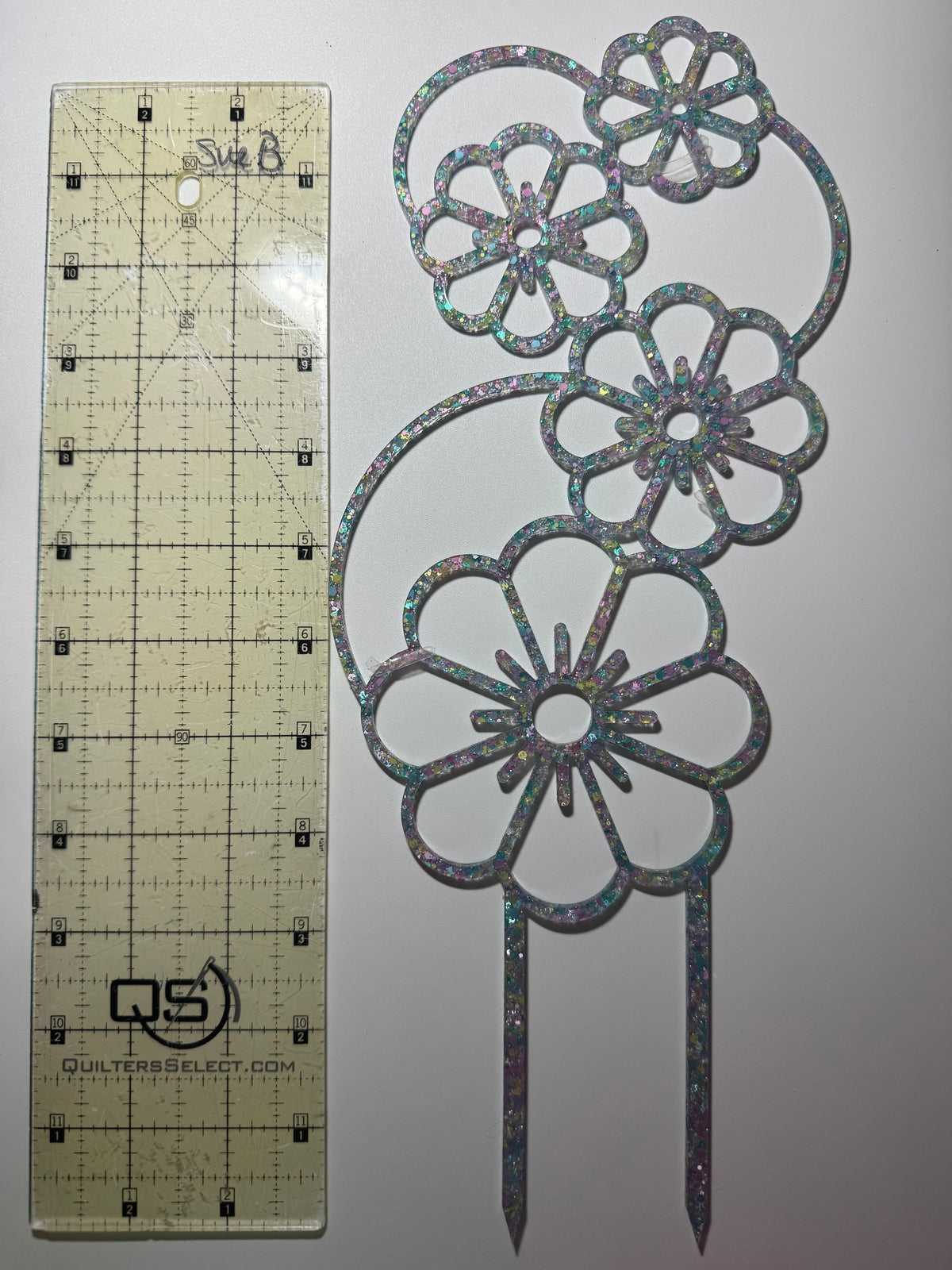 Multi Flowers Trellis